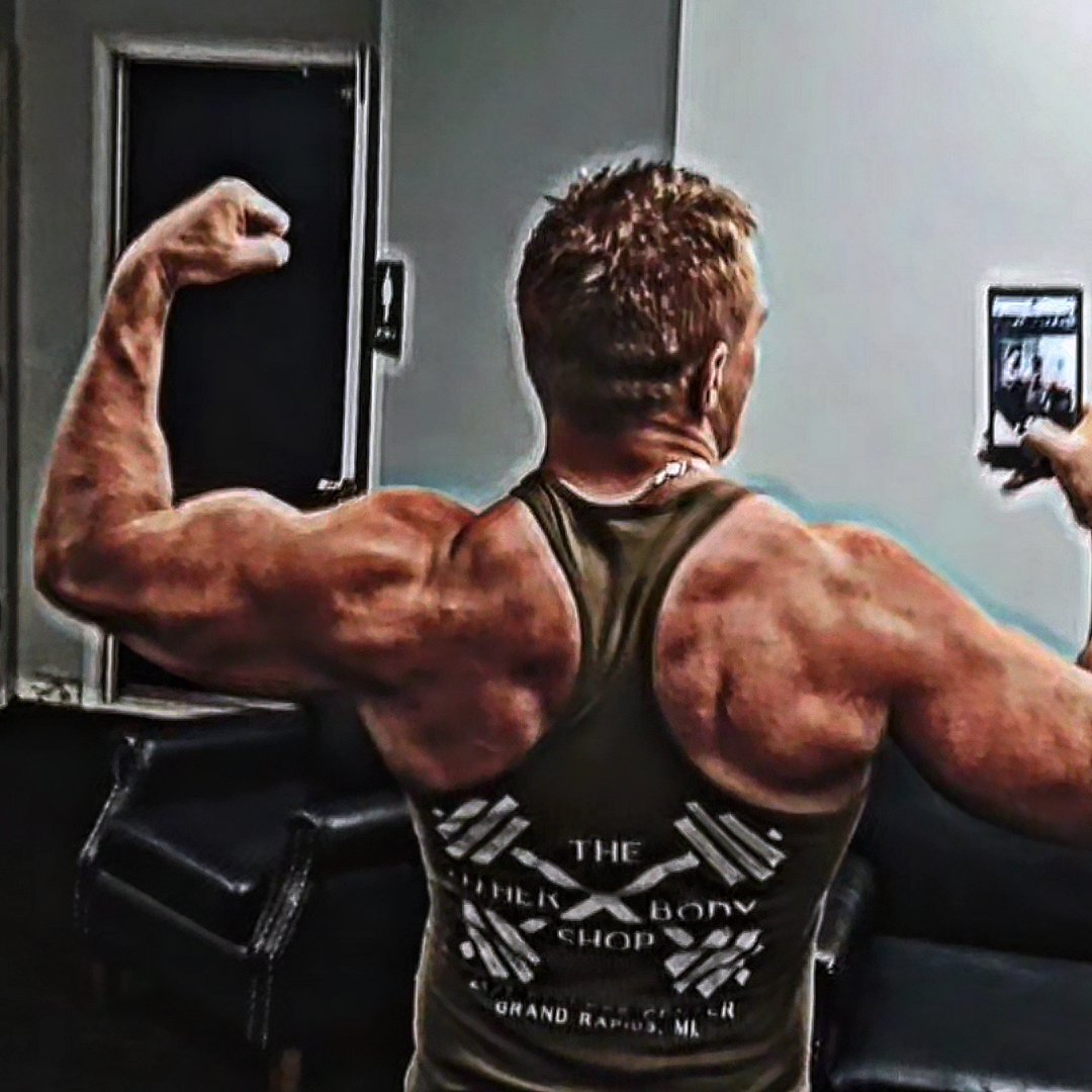 theirondemon's tweet image. Trying and failing is better than settling with what you know you can do.
9 1/2 reps is better than complete 8 or 9.
Knowing you have nothing left and gave it your all

#fitness #irondemon #gym #power #shanemercer #wrestling