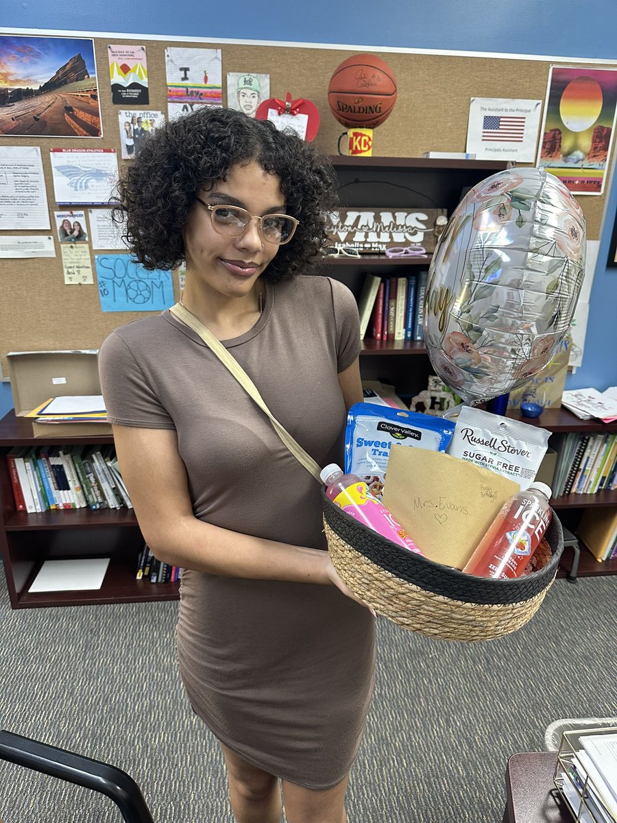 Melissa Evans tweet media