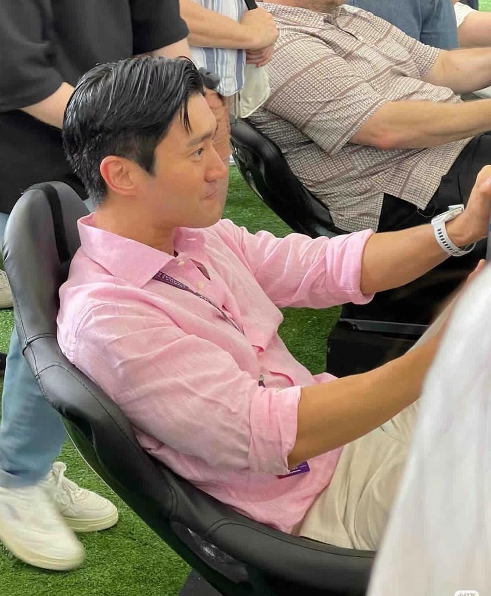 swas1019's tweet photo. Good morning:)I hope you have a great day 🌸💕☺️@siwonchoi
Formula 1 Singapore Airlines Singapore Grand Prix 2024 DAY1. #haveablessedweekend
©️ owner
#f1singapore #siwoninsingapore
#최시원 #siwon #siwonchoi #シウォン
#崔始源 https://t.co/XlM2zGmN1m