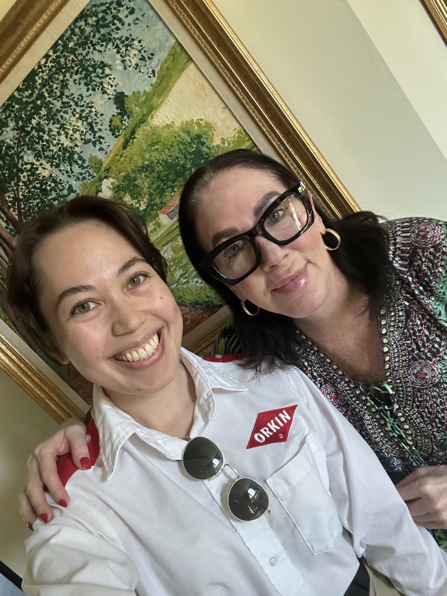 I had a crown put in first thing this morning thanks to sweet Dr.Perone at Lake Minnetonka Dental 🦷 (pain free) and came home to tackle the bug 🪳problem here at camp Melly. Thank you to this lovely lady from Orkin my home is back in tact. Happy Weekend everyone 😀