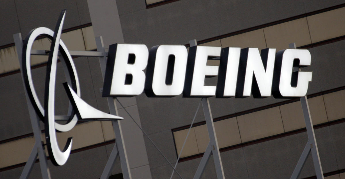 lvoadd1's tweet photo. The head of Boeing's defense and space business is out as company tries to fix troubled contracts https://t.co/Z32GZU3aA6