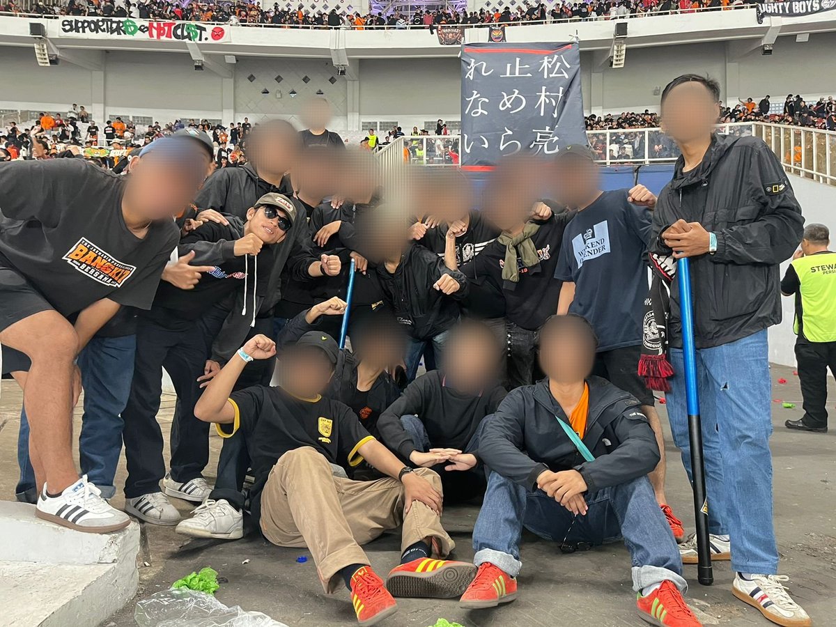 alliend_'s tweet photo. 俺達の２０周年の記念日 @Penggilingan12 #PersijaSampeNgedrop https://t.co/q53vnAp0oU
