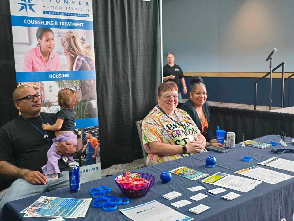 PioneerWA's tweet image. We have a great group of outpatient, crisis and residential treatment professionals represented today at the Spokane Outreach Networking Group (S.O.N.G.) #BehavioralHealth Resource Fair at the Spokane Convention Ctr. Come see us - we are there until 7 PM tonight! #SpokaneEvents