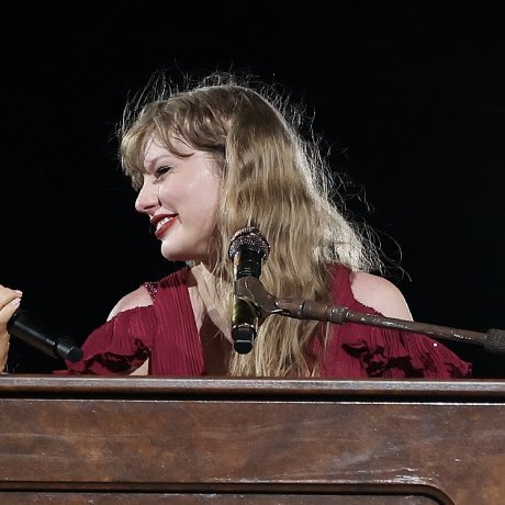 daily taystat (@dailytaystat) on Twitter photo 