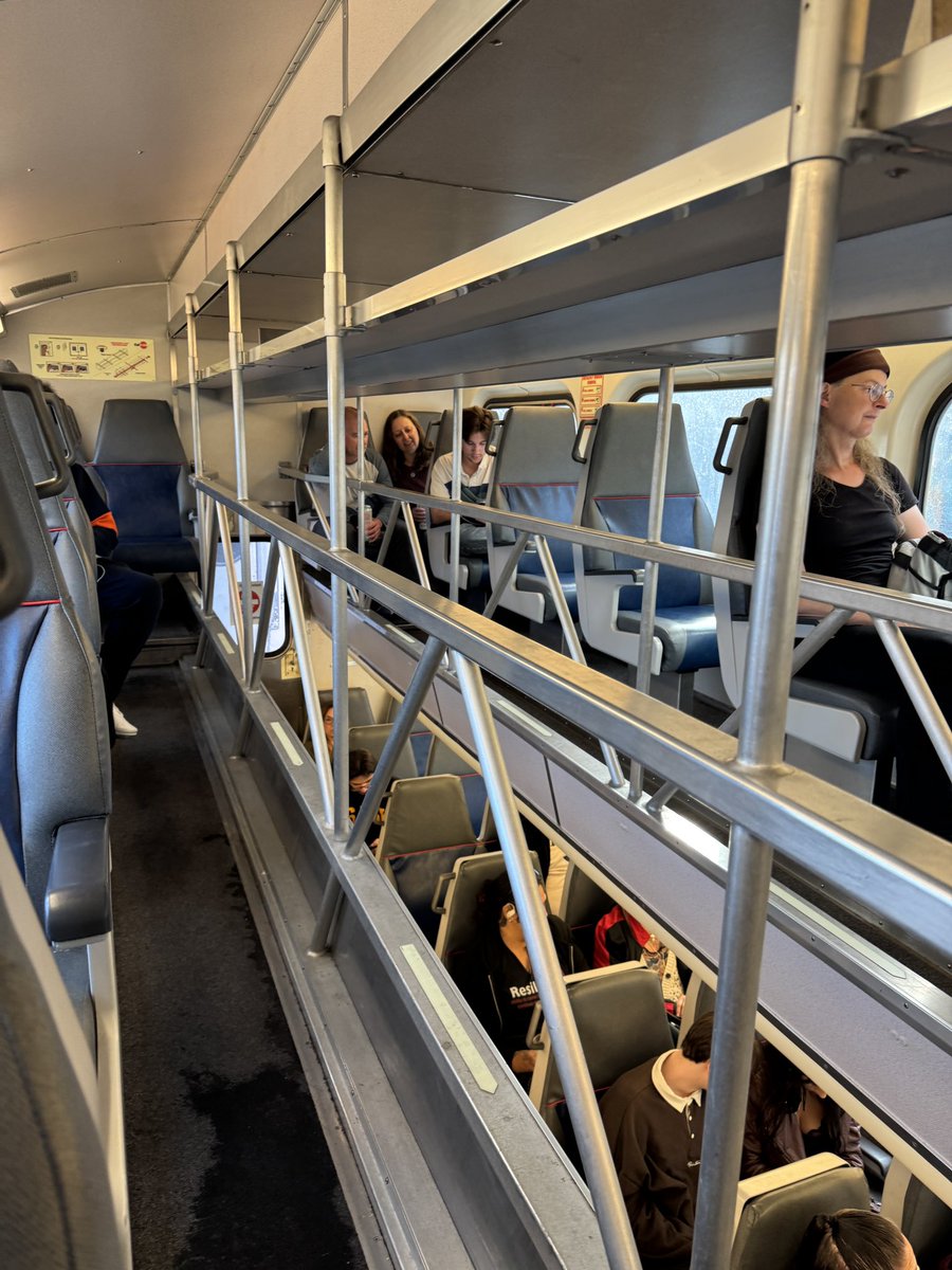 getjer's tweet image. Last day of service for this old, old fleet of equipment 😭