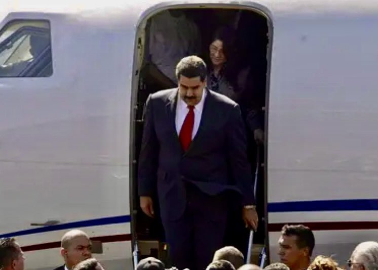 ¿ Usted celebraría si el miserable tirano  Nicolás Maduro cae? 

Si 🔃❤️

Los Leo.