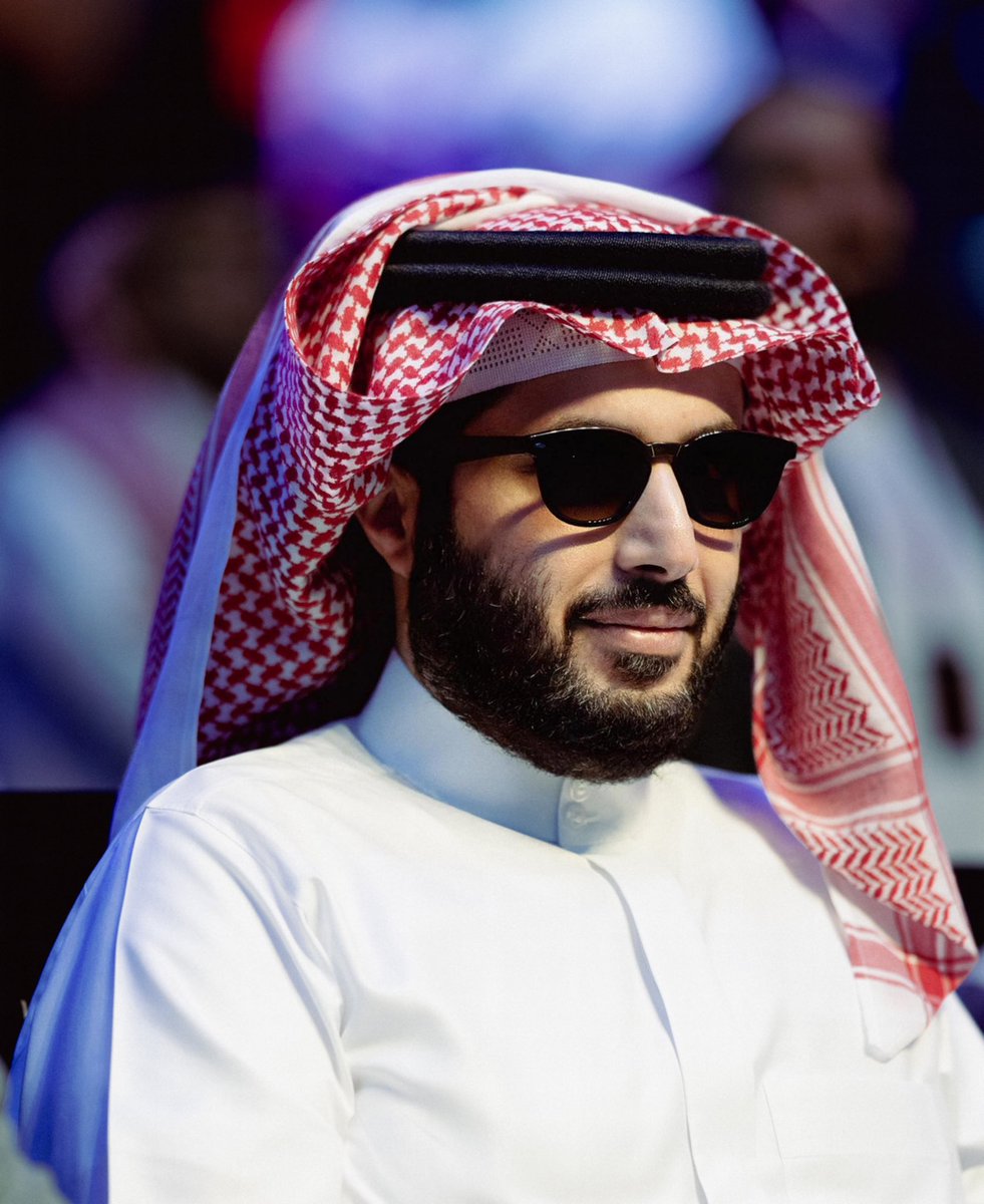اليوم ترا طبيعي بيطلعون الجماعه اياها بعد مايشوفون كرت موسم الرياض في ويمبلي ورقم قياسي جديد ٩٦ الف متفرج 😎 بس انصحوهم يوفرون مجهودهم للافتتاح ١٢ اكتوبر والموسم طويل ٥ شهور لا يخلصون كروتهم بدري😂 ... تركي آل الشيخ سبب الاحتباس الحراري ... ترا يمكن صح؟ ... لان فعلاً عندهم احتباس