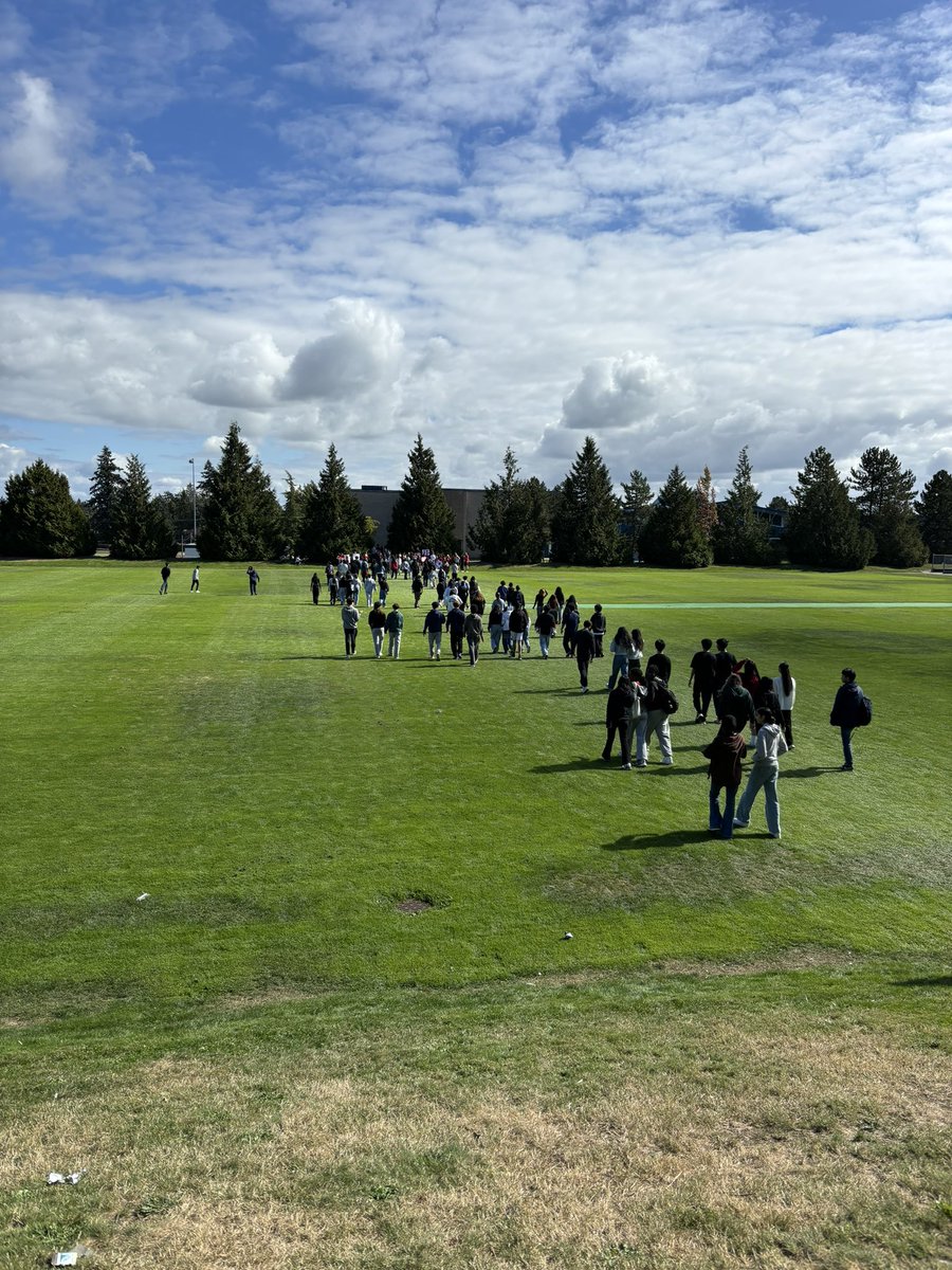 Our <a href="/NorthSurreySec/">North Surrey Sec</a> Leadership students are truly fantastic! They put on a wonderful Terry Fox Run today. 🏃 A beautiful day to run and remember what/who we are running for. ☀️ 
#NoMatterWhat #TerryFoxRun <a href="/Surrey_Schools/">Surrey Schools</a> <a href="/TerryFoxCanada/">Terry Fox Foundation</a>