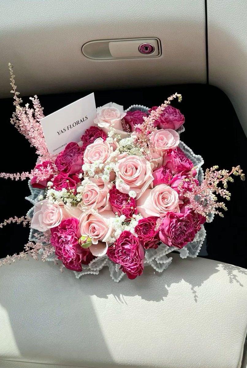 ❀ (@i3moment) on Twitter photo 