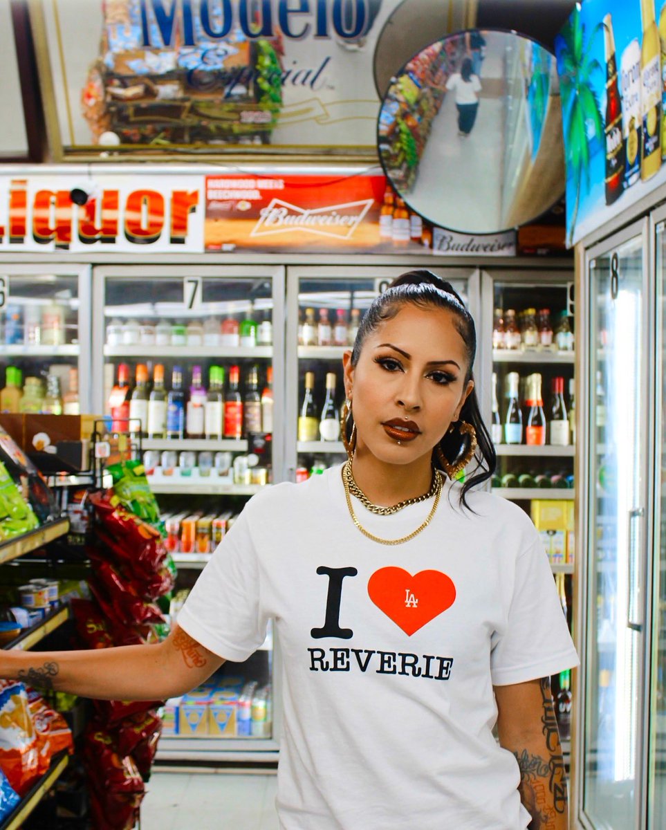 ReverieLOVE's tweet photo. Visit https://t.co/uwlTa5ixox
to shop or browse my
brand new, wearable art
😍 https://t.co/k3zLSh12yn