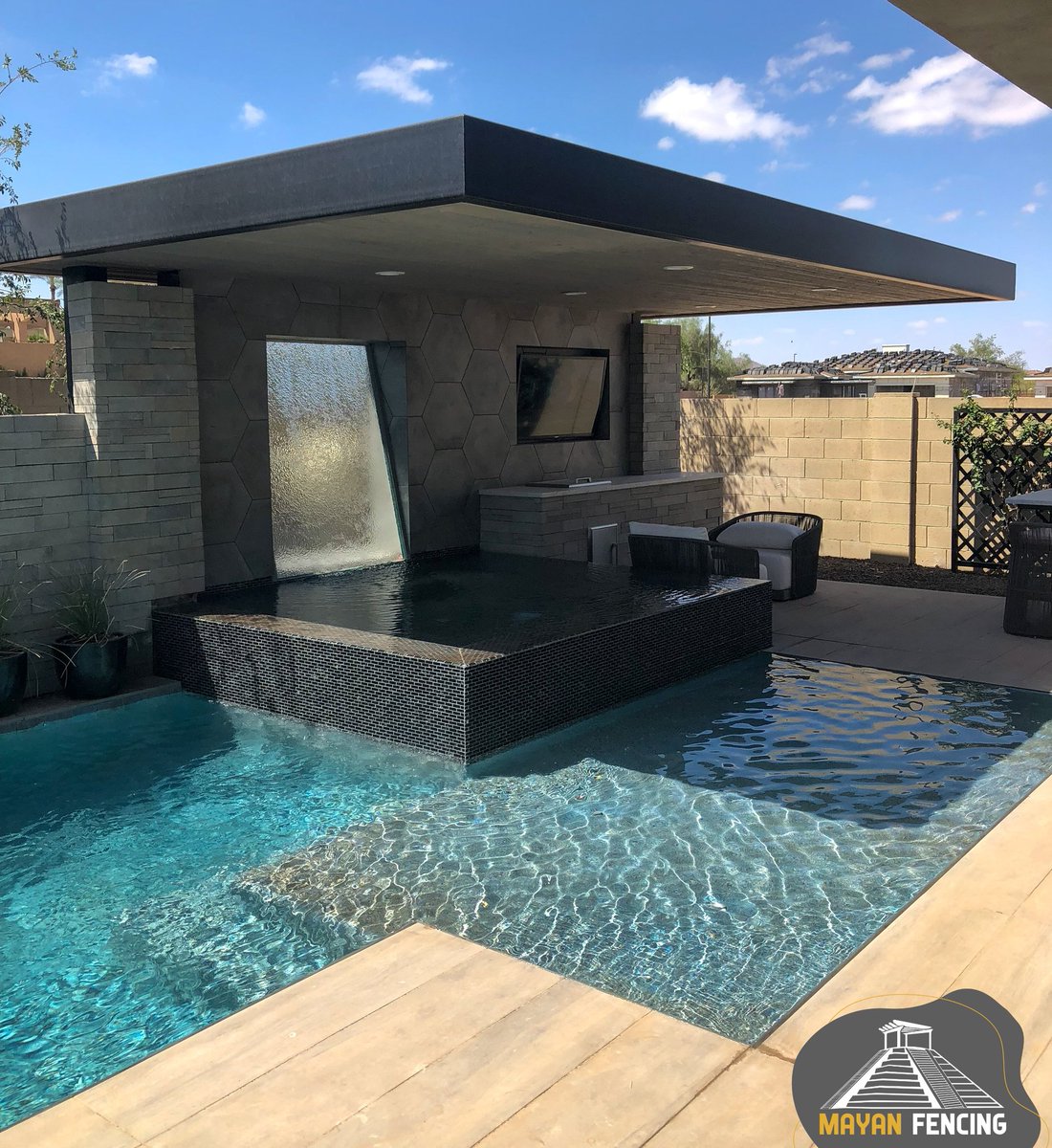 mayanfencing's tweet photo. “𝑬𝒏𝒋𝒐𝒚 𝒕𝒉𝒆 𝒘𝒆𝒆𝒌𝒆𝒏𝒅”😎🌵

#cantilever #steelshade #shadestructure #steelwork #Ramada #pergola #Phoenix #Arizona https://t.co/nhR6FbLivZ