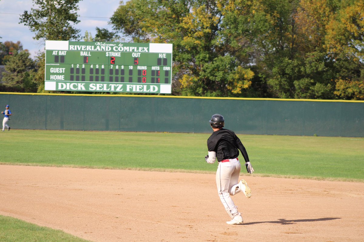 21-44, 4HR’s 🙏🏼still #uncommitted REDSHIRT-SOPHMORE