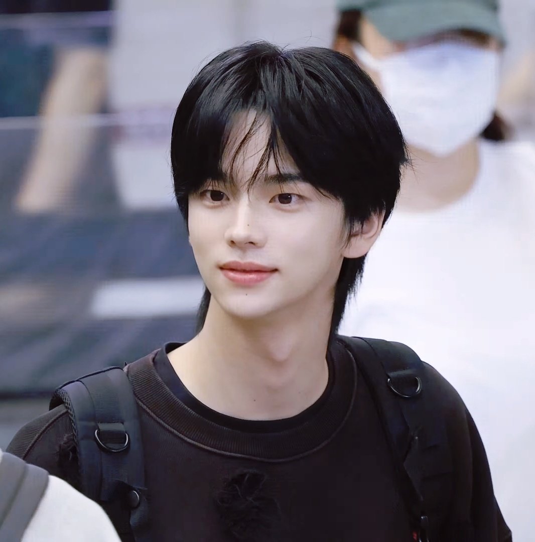 𝗨𝙡𝗶𝗸𝗲 tweet media