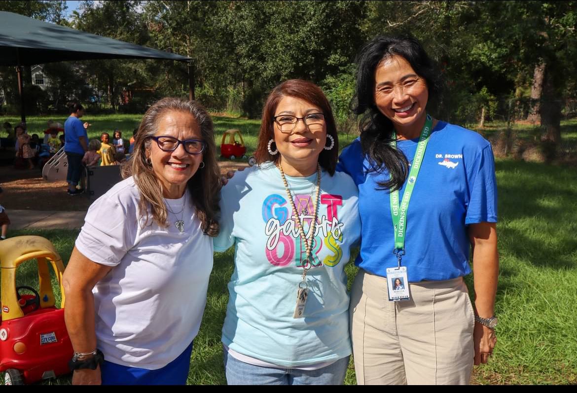 DrBrownEDU's tweet photo. Had an amazing time visiting Gator Academy with our littlest gators! Seeing their smiles and our future gators in action is always so much fun! ππ@DickinsonISD #FutureGators #GatorPride https://t.co/HAdG97ROR9