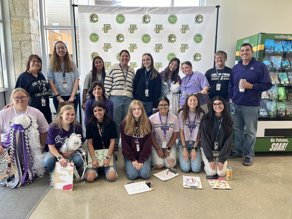 murrahiteach's tweet photo. Great experience at Fabra Elementary for BHS Education &amp; Training Practicum students. We LOVED observing great lessons and awesome students!! @BoerneISD https://t.co/0aq3Pa1OCT