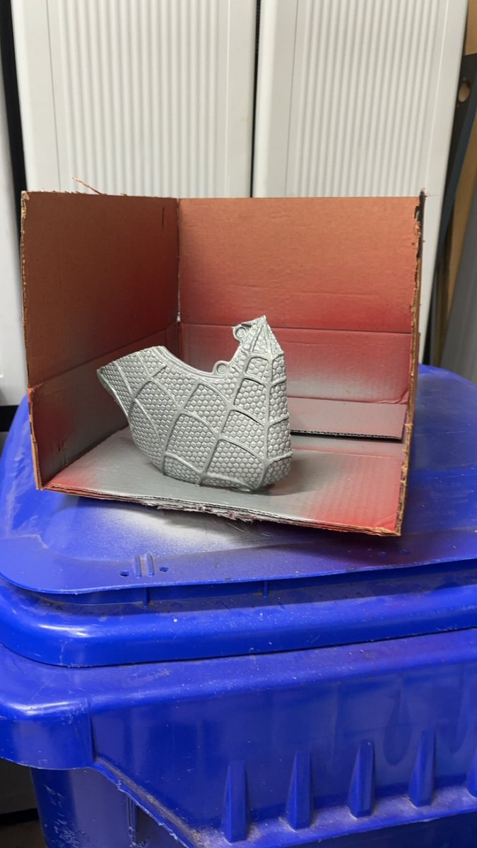 chaosbee3's tweet image. COTL Crown is done, now it’s time for a little personal project with one of my favorite spider-men :3 #3dprint #spiderman #raimi #prop #statue