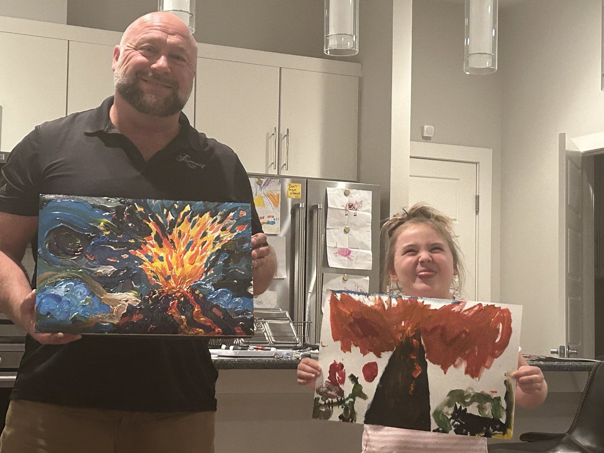 Alex Jones tweet media