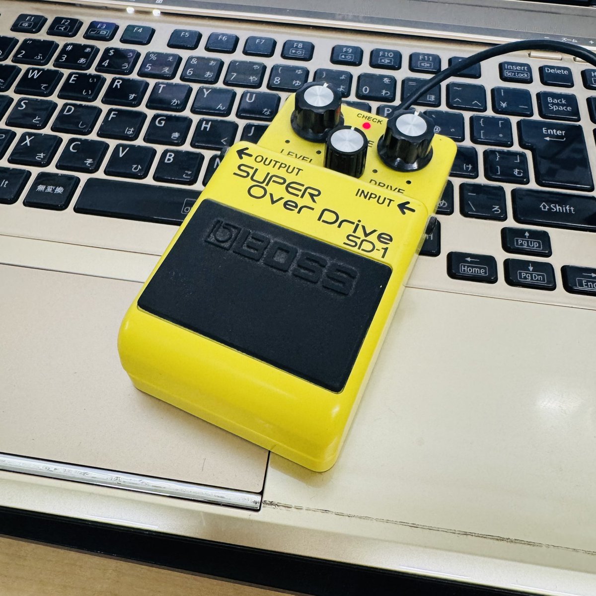 エフェクターみたいなマウス