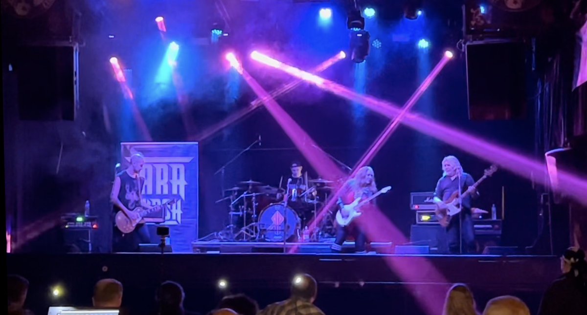 Tara Lynch - Live in Slovakia 
taralynch.com #taralynch #metalguitarist #leadguitarist #music #metal #heavymetal #badassery #femalefrontedmetal #guitarist #composer #songwriter #vocalist #slovakia #kosice