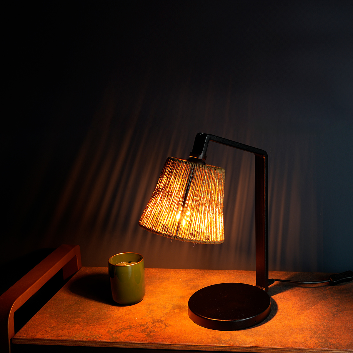 Foradahome's tweet image. At your desk or bedside; read or write with a relaxing light.

#lightning #modern #homedecor #flatpack #forada #furniture #lamp #cotton #paper #homedesign #lampdecor #design #homefurniture #home #handmade