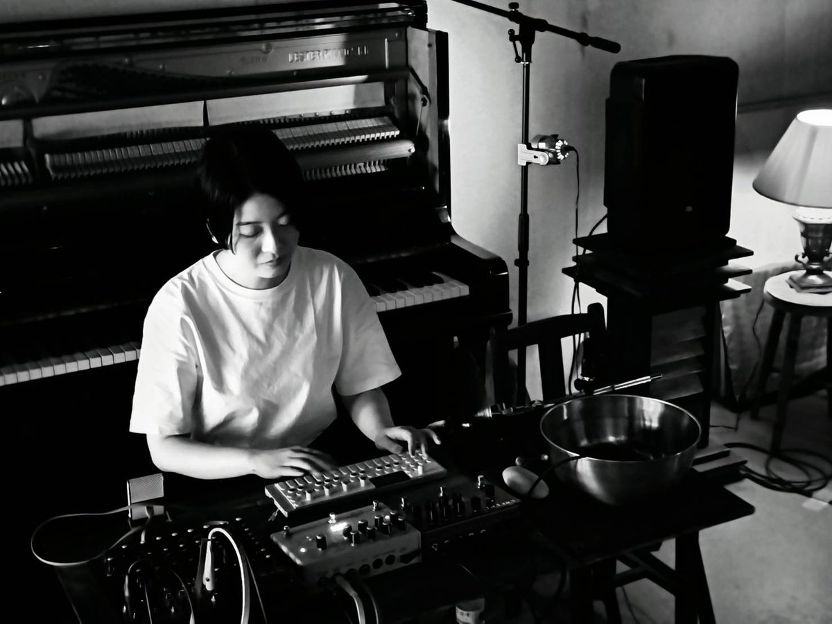 2024.09.08 Solo Performance, un_qua gallery 
お越しくださった皆さま本当にありがとうございました。かけていただいた言葉がどれも嬉しくて、励みになります。
un_qua galleryだからこそできた音と空間だったと思います。企画から準備までサポートしてくださりありがとうございました。<a href="/un_quapica/">un_qua</a>