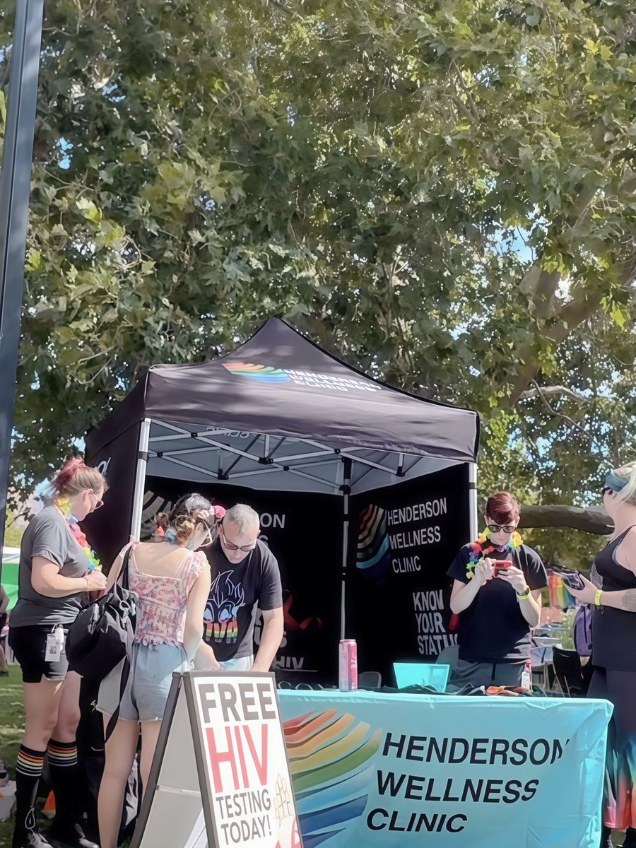 LGBTQ Event 🏳️‍🌈 驗HIV
驗愛滋不可怕😂
隨街就驗了😆😆
我咁活躍，如果我唔勤驗
你應該為我擔心🤪

LGBTQ Event 🏳️‍🌈 HIV test
Taking an AIDS test is not scary 😂
Just check it out on the street😆😆
I'm so active, if I don't check regularly.
You should worry about me🤪

#MacyChan #情慾自主實踐者
#打一個有內涵嘅飛機 #做一場平等嘅愛 
#數位遊牧