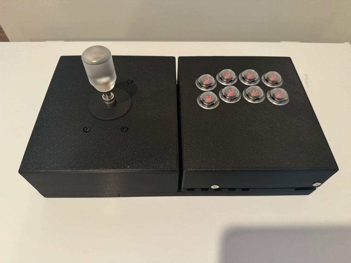 yu5ubi's tweet photo. Made a few changes and posted the 3d models here: https://t.co/wf9AiBMIMj

I'll work on a more in depth build guides when I'm not so lazy. But you can pretty much infer on how to build one with the part listed. https://t.co/CLO7foXGo7