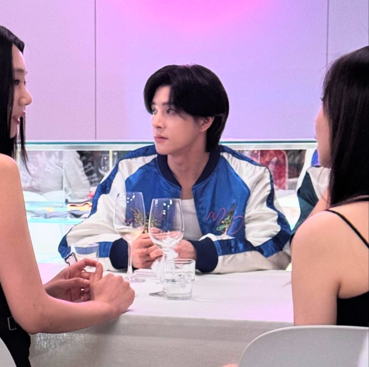 PUPPYJ4KEY's tweet photo. 🍽️🍷 https://t.co/1uAWcKWWZ8