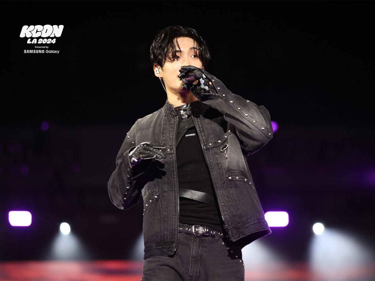 [#KCONLA2024] RECAP PHOTO DUMP 🚛 📸  

#ACE 

💛 𝐊𝐂𝐎𝐍 𝐒𝐓𝐀𝐆𝐄  
📍 FESTIVAL GROUNDS   

- 
🎈 JUL 26-28 
📍 Crypto.com Arena, LA Convention Center, GILBERT LINDSAY PLAZA  

✨Let’s #KCON!