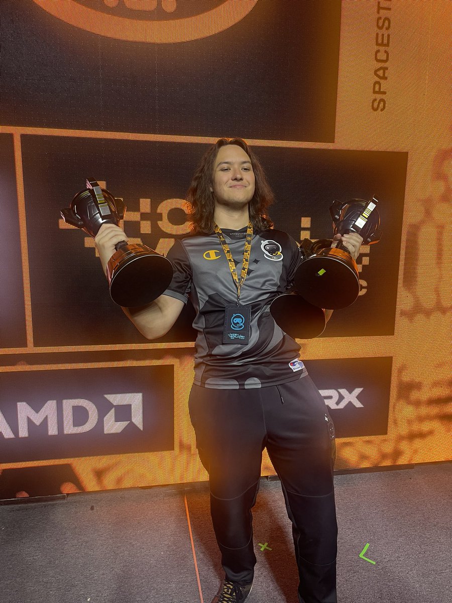 Maethor's tweet photo. god damn these are getting hard to hold 😮‍💨 https://t.co/8kWSUmX3yH