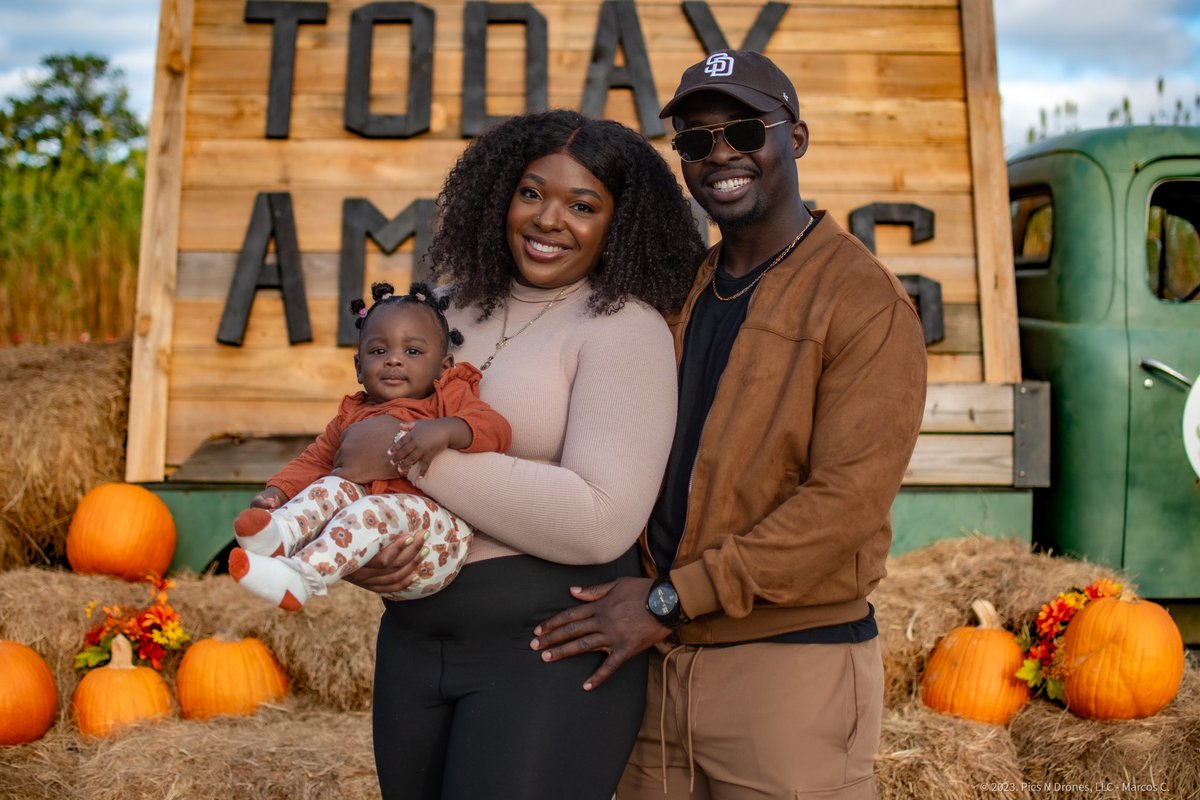 PicsNdrones's tweet photo. Fall is almost here!! Hit me up so we can schedule your next session! #PicsNdrones #Florida https://t.co/VVmMPhxSFd