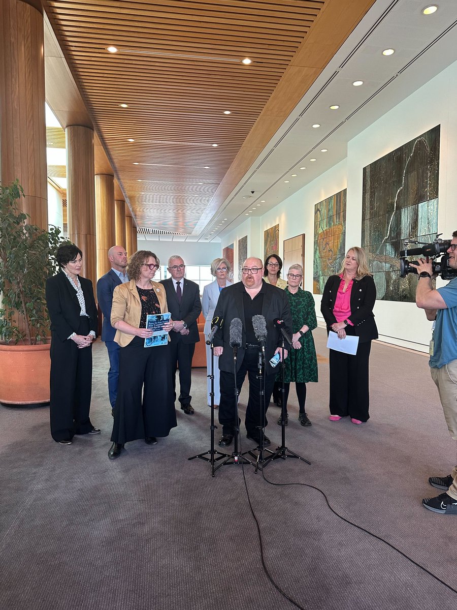 ACOSS (@acoss) on Twitter photo Fantastic to have the support of <a href="/KyleaTink/">Kylea Tink</a> <a href="/DavidPocock/">David Pocock</a> <a href="/WilkieMP/">Andrew Wilkie MP</a> <a href="/ChaneyforCurtin/">Kate Chaney</a> <a href="/SophieScamps/">Dr Sophie Scamps MP</a> <a href="/zalisteggall/">🌏 Zali Steggall MP</a> <a href="/Mon4Kooyong/">Dr Monique Ryan MP</a> <a href="/senatorpennyqld/">Penny Allman-Payne</a> <a href="/helenhainesindi/">Helen Haines MP</a> calling on govt to #RaisetheRate. Huge thank you to Lester for sharing his story of trying to get by on Austudy. Fantastic to have the support of <a href="/KyleaTink/">Kylea Tink</a> <a href="/DavidPocock/">David Pocock</a> <a href="/WilkieMP/">Andrew Wilkie MP</a> <a href="/ChaneyforCurtin/">Kate Chaney</a> <a href="/SophieScamps/">Dr Sophie Scamps MP</a> <a href="/zalisteggall/">🌏 Zali Steggall MP</a> <a href="/Mon4Kooyong/">Dr Monique Ryan MP</a> <a href="/senatorpennyqld/">Penny Allman-Payne</a> <a href="/helenhainesindi/">Helen Haines MP</a> calling on govt to #RaisetheRate. Huge thank you to Lester for sharing his story of trying to get by on Austudy.