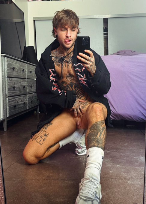 would you smash his boypussy?
???$4 https://t.co/oX9aNWKB6V https://t.co/Aeua5uGwSJ