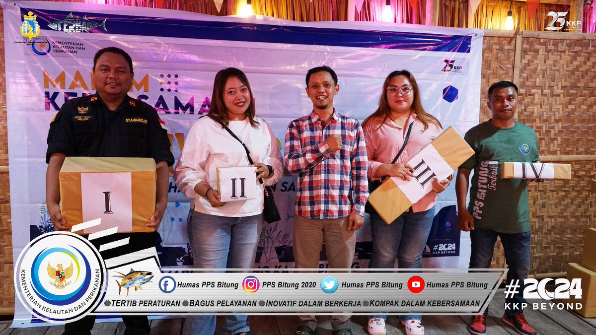 Humas_PpsBitung's tweet photo. Pada Malam Kebersamaan Pegawai PPS Bitung juga dirangkaian dengan pemberian Hadiah untuk para Pemenang, selamat ya 🥳. Mari Jo Torang Ka PPS Bitung https://t.co/wcWn9bYEWJ