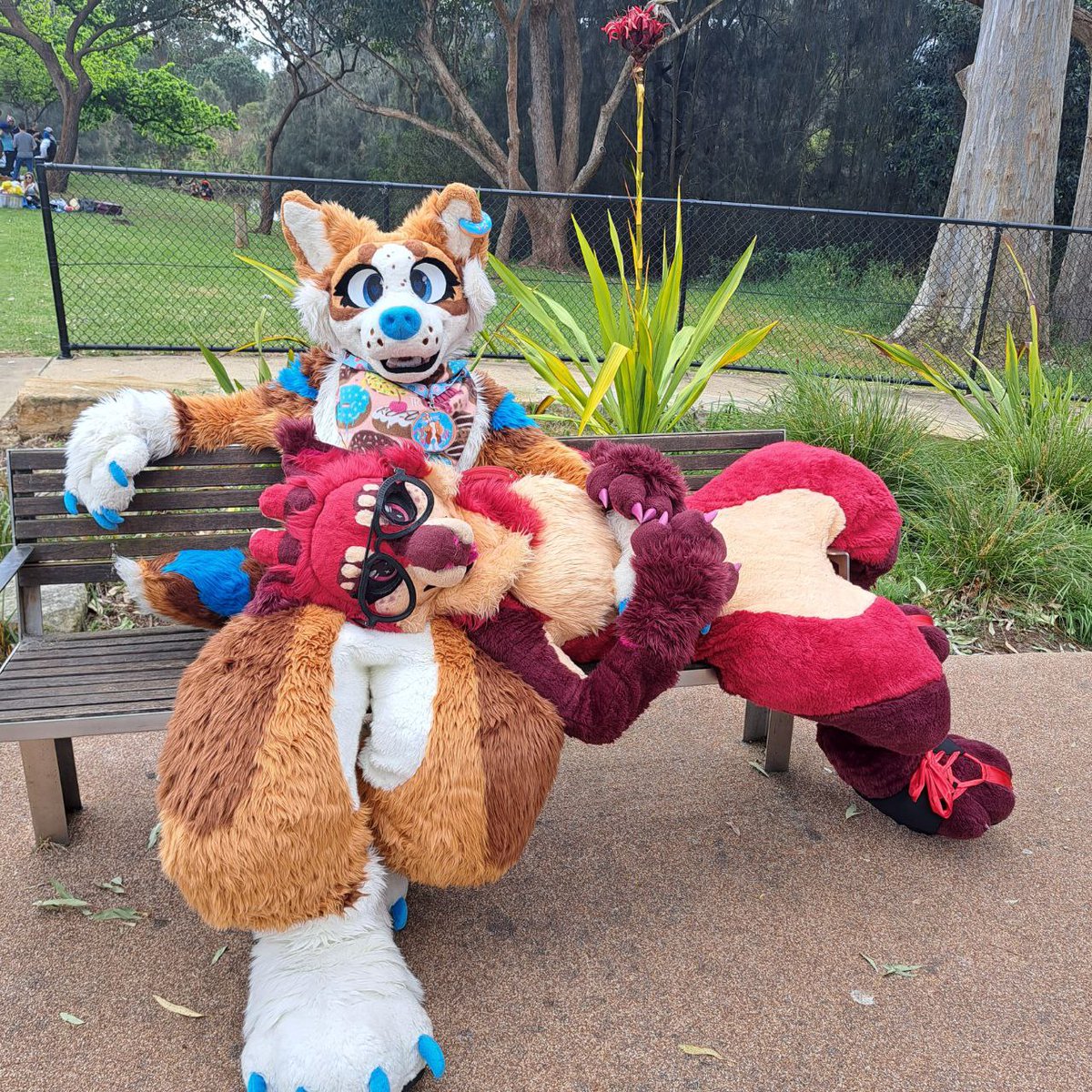 I can feel her boner 

🐕🍩<a href="/RayaDonutDog/">Raya 🧡</a> 
🪡<a href="/KikiChaosC/">Kiki Chaos Creations</a>
📷 licorice