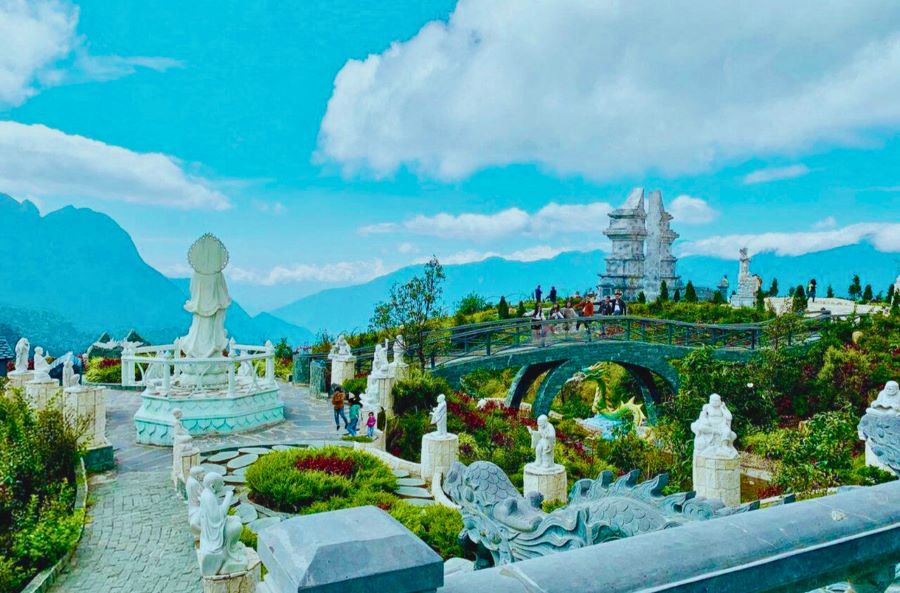 Ô Quy Hồ – Conquista la naturaleza, alcanza el cielo
🔗Contacta para más información.
📞 WhatsApp: +84976 024 986
👉 Sitio web: viajevietnam.asia
#vietnam #viaje #aventura #vietnamviaje  #ExplorarPueblosEnSapa #MajestuosasMontañasSapa #CulturaEnPueblosSapa