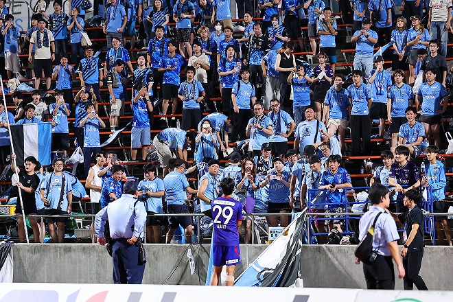 ⚽️Ｊリーグ⚽️

三笘薫、旗手怜央、イサカ・ゼインらと同期入団。古巣・川崎サポから背中を押された甲府DF神谷凱士が誓ったさらなる成長 | サッカーダイジェストWeb
👉 soccerdigestweb.com/news/detail/id…

#ヴァンフォーレ甲府 #vfk #神谷凱士 #川崎フロンターレ #frontale