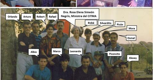 Orlando8817's tweet photo. Hace 27 años de la puesta en marcha operativa del #radar MRL-5M en la Loma de la Mula. Con este acto, el grupo de ingenieros de #LADETEC entraba al selecto grupo de menos de 10 instituciones que pueden fabricar un radar meteorológico completo
https://t.co/2kxEWvTROr https://t.co/ZFQrbcxK87