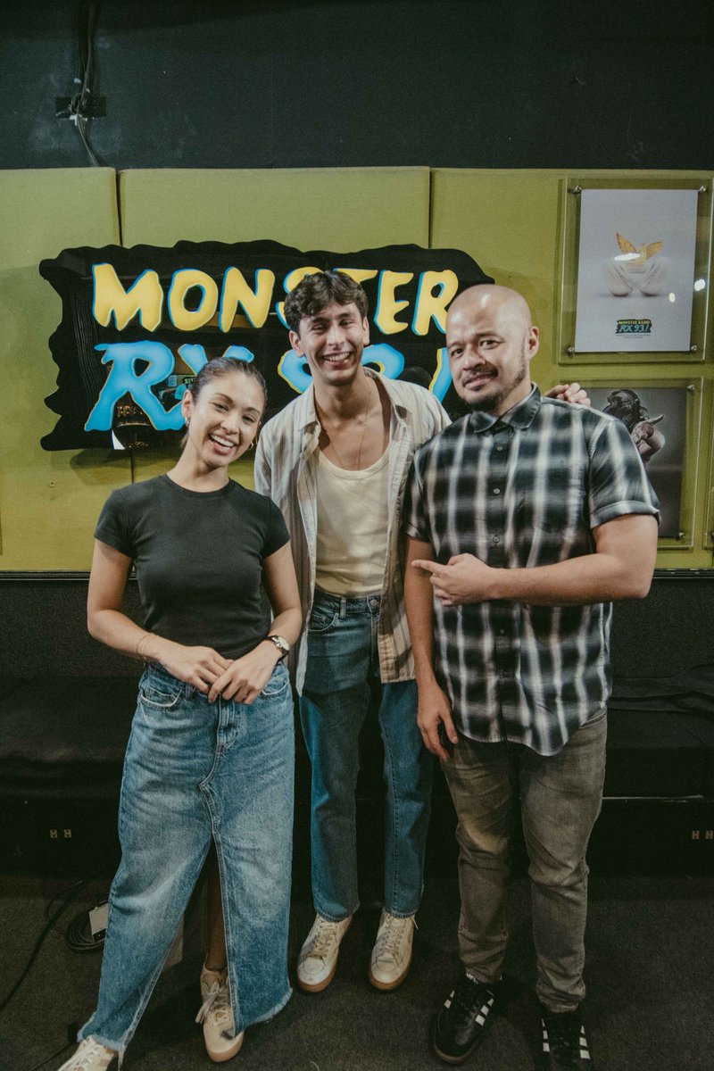 Singer-songwriter <a href="/diegodgutz/">Diego Gutierrez</a> is back with ‘Hanggang Sa Dulo’, and we got to know all about the story behind the track and even listen to it LIVE! 🎸🎶 #DiegoGutierrezGoesAllOut

Watch the full interview here: facebook.com/rx931/videos/5… #RX931 #IAmAMonster