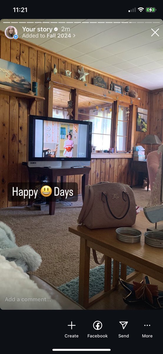 bonbonsandbooks's tweet image. This #weekendphotodump #puremi #cottagelife #cottagecore 🐈‍⬛⛅️👌🏻