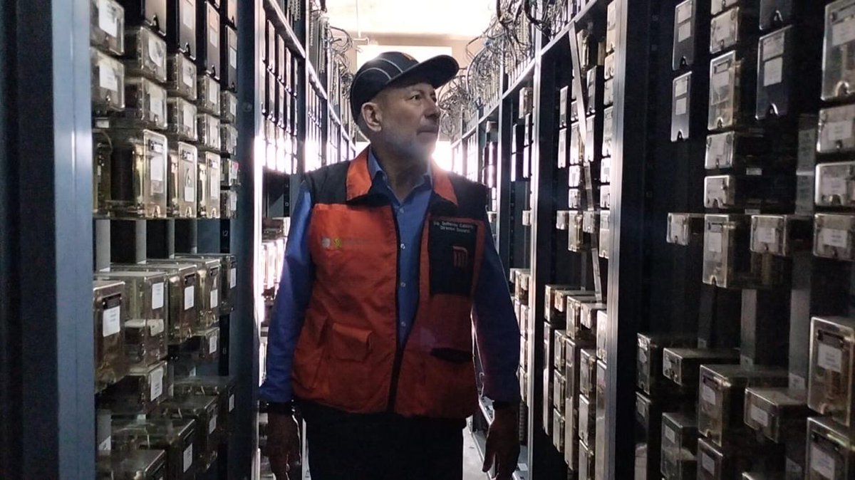 Guillermo Calderón tweet media