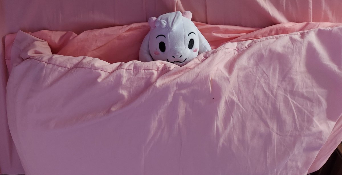 daily_plush's tweet image. Day 660: Snuggled
It&apos;s late! Ralsei is all tucked in 🌟