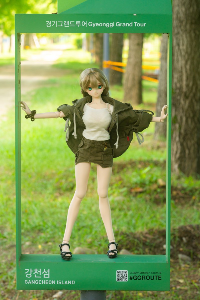 apd_lee's tweet photo. 마냥 찍으러다니기엔
더웠던날씨

#dd #bjd #dds #ddh09 #dollfiedream https://t.co/NPycvyvfY3