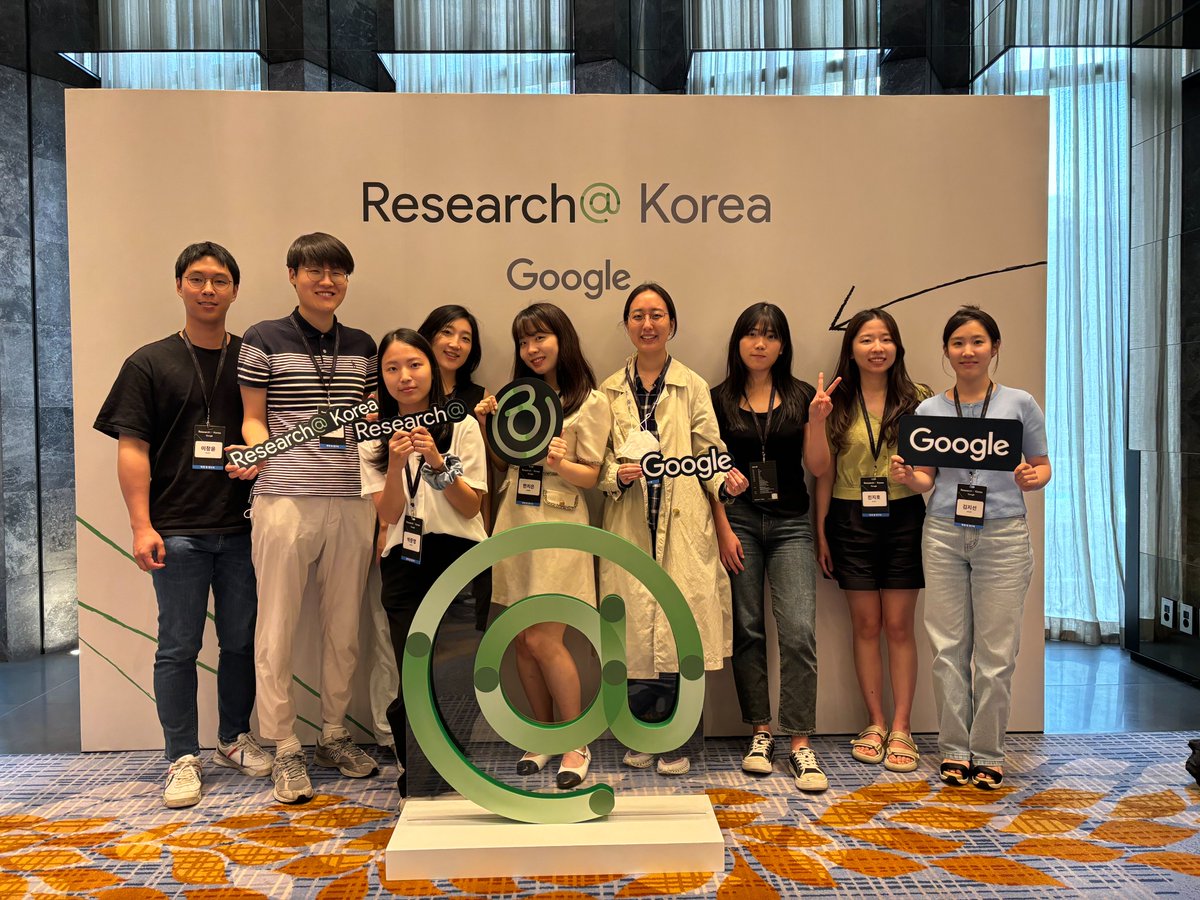z_eunie's tweet image. Our amazing research teams, @imjuhokim @aliceoh @hyunwoojkim, are collaborating with @Google to develop a cutting-edge personalized AI tutor over the next three years. 
Excited for incredible #AIEd collaboration bringing together #NLProc, #computervision, and #HCI perspectives!✨