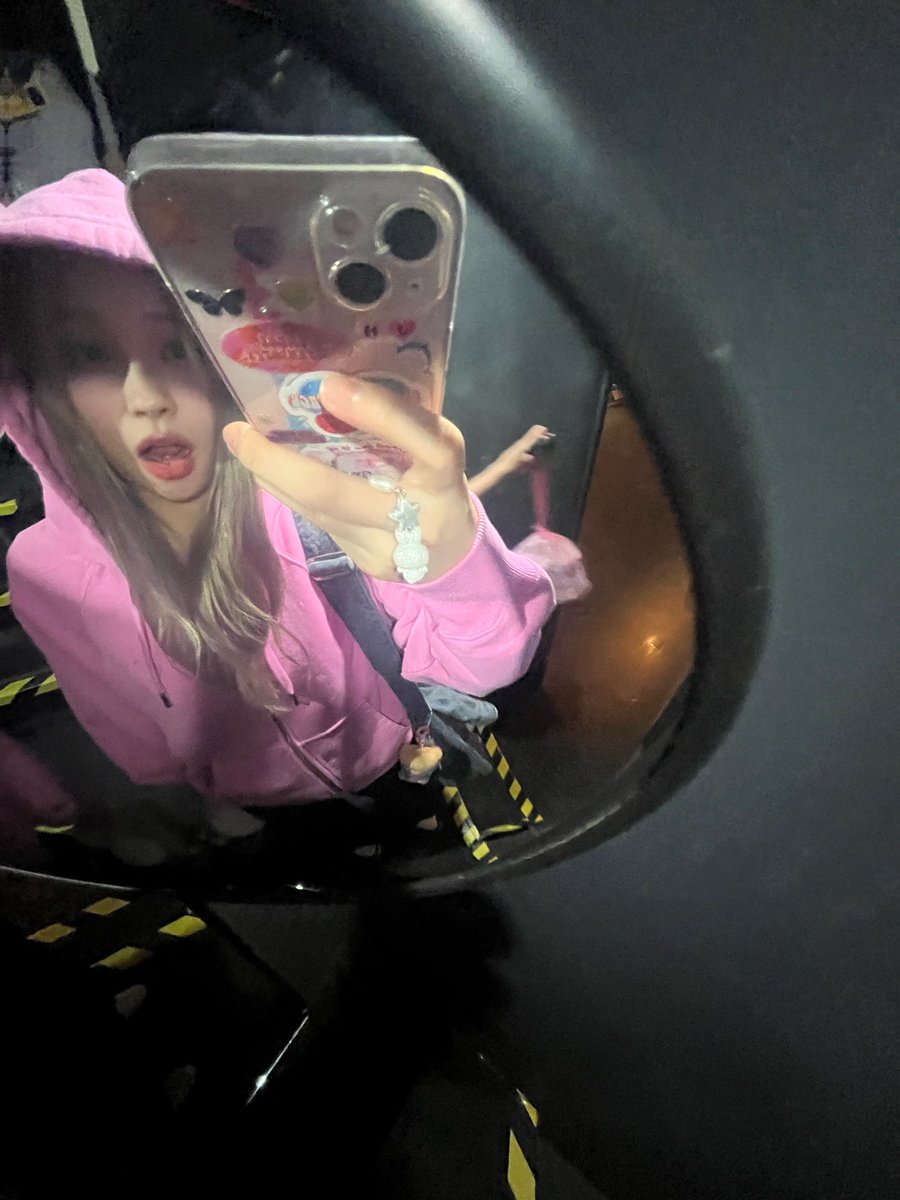 Lclover0712's tweet photo. 귀여버..💭🩷 https://t.co/RY33ScEzBK