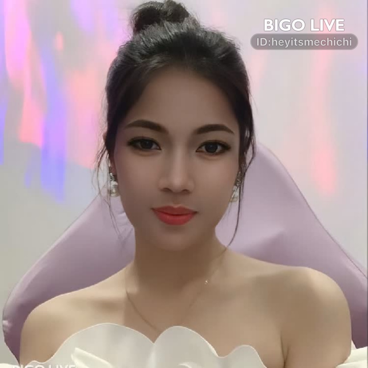 Kuergin's tweet photo. Come and see 𝓥💫 ₐₗᵢₜₐ 🍀 streaming live on #BIGOLIVE and make new friends! 
https://t.co/eE0QF7sdZx https://t.co/tfKBwx9A53