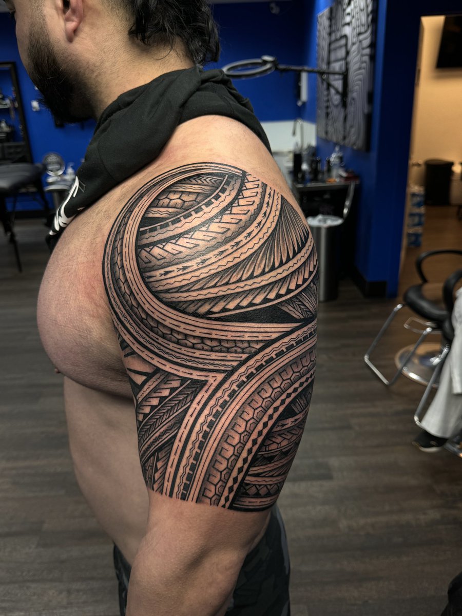 Lala Ellsworth tweet media