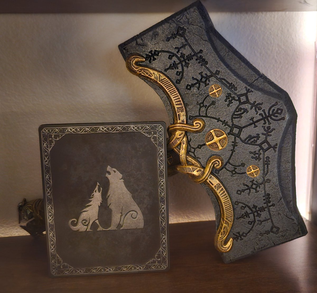 SignalsAndLight's tweet image. The challenge is to choose 20 games that greatly influenced you. One game per day, for 20 days. No explanations, no reviews, no particular order. #GameChallenge #Games #GameDev 

DAY 11

(God of War 2016 and Ragnarok)