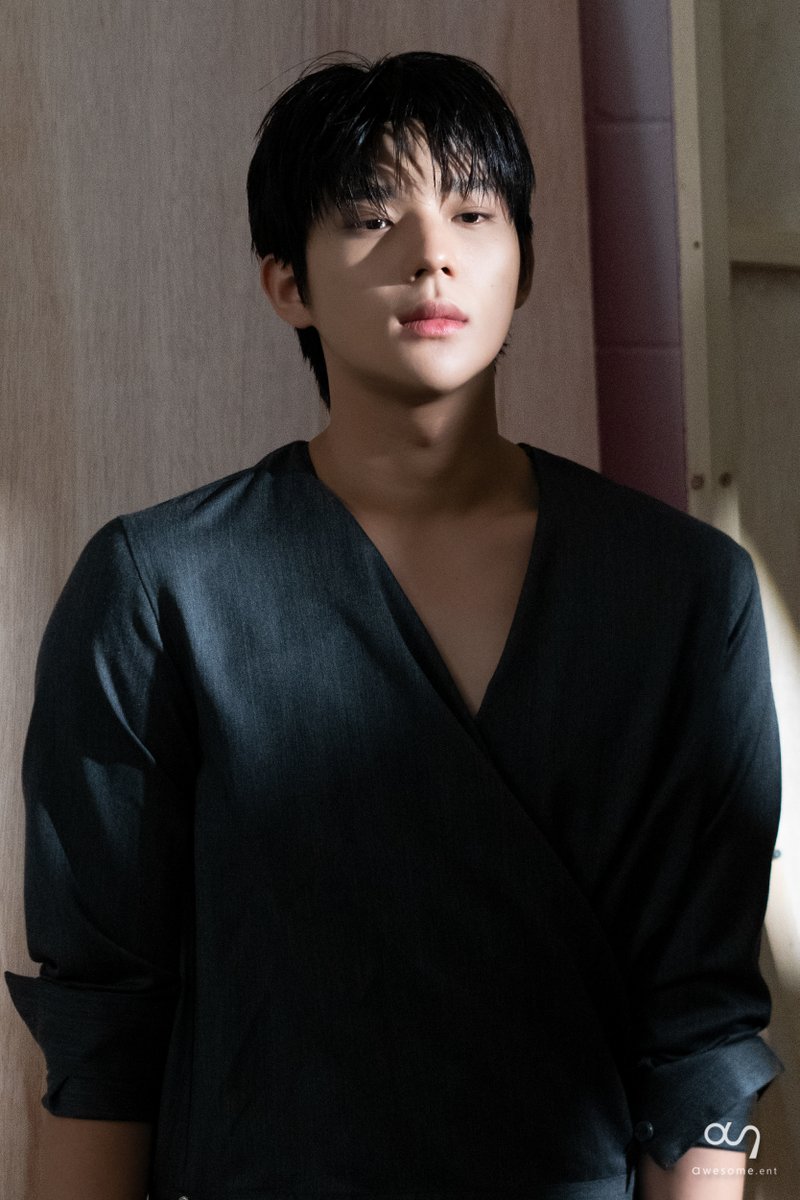 awesome_ent_'s tweet photo. 상민이는 진짜로 유명한 왕자임

#문상민 #얼루어코리아
#MoonSangMin #ムンサンミン https://t.co/fVsMcXRFfx