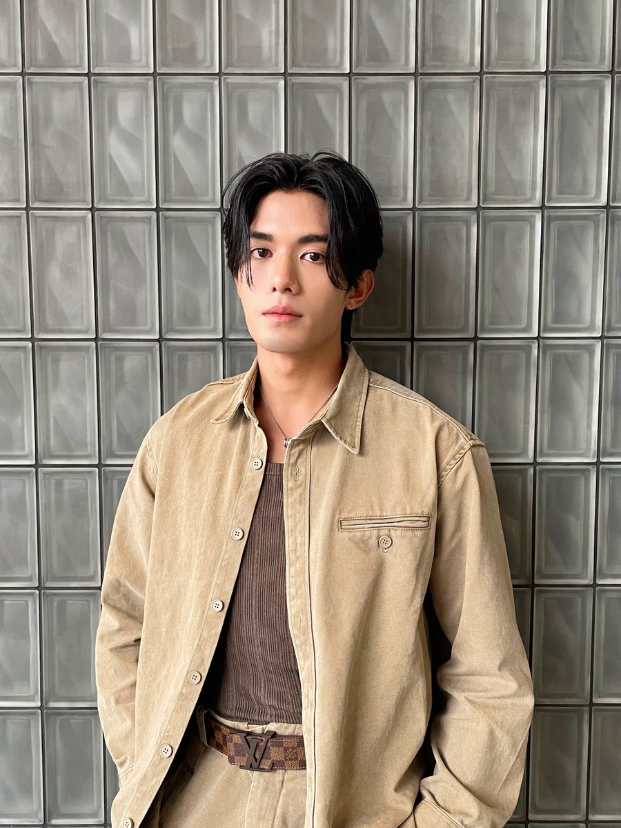 DomundiTV's tweet image. พบกับ “เน็ต” @netsiraphop ได้ใน Garnier Cool Ash x Net Live ✨️

รับชม Live ได้ทาง
🔗 : live.shopee.co.th/p/reminder-sha…

ฝากทุกคนส่งกำลังใจให้เน็ตด้วยนะคะ 🫶🥰

#GarnierCoolAshxNet